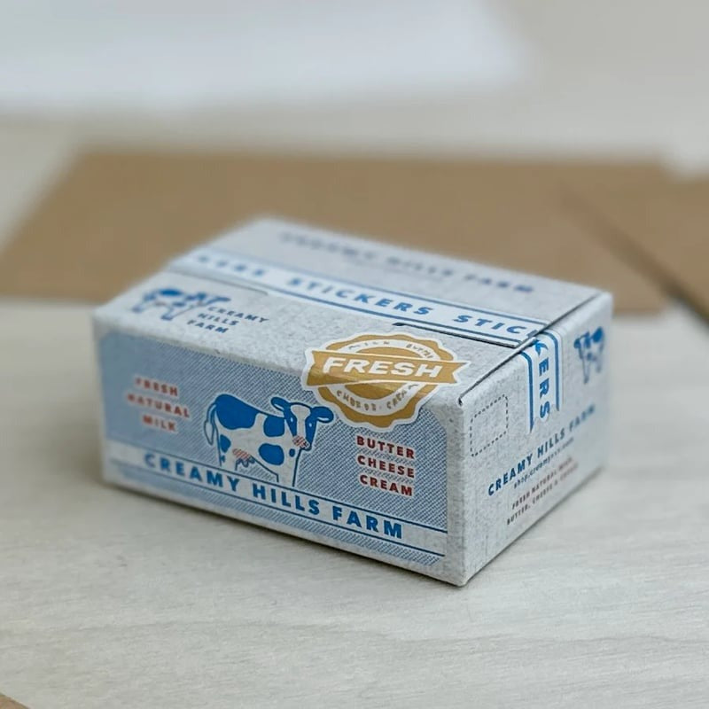 Small packaging box