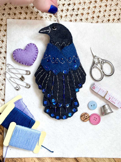 🖤 “Raven’s Keepsake – Guardian of Stitches”