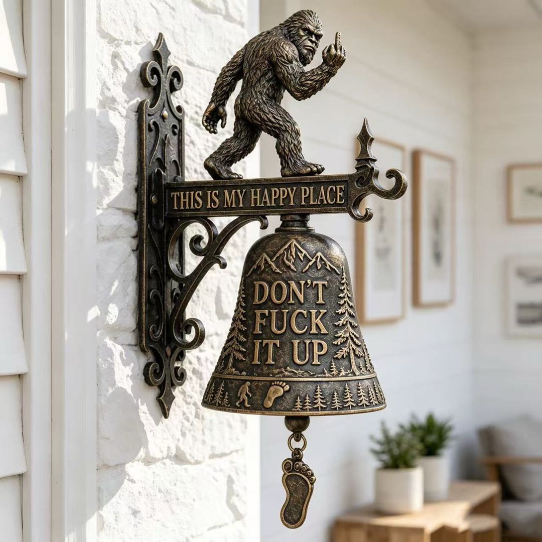 🐾😮Bigfoot Funny Wall Bell – Rustic Sasquatch Doorbell Decor