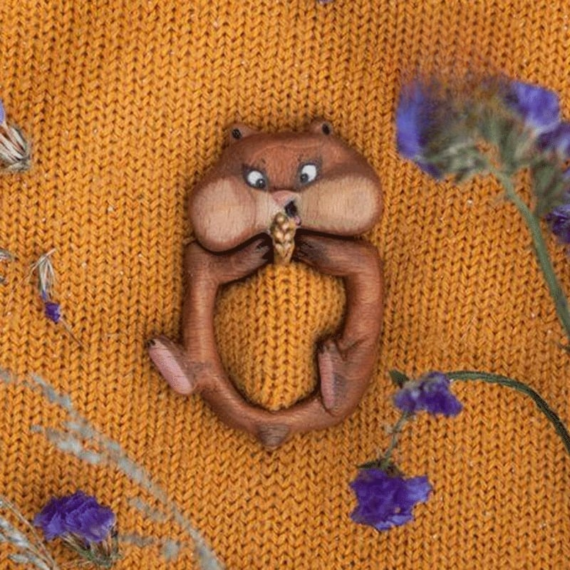 🔥LAST DAY 50% OFF - 🦊Wooden Animal Brooches