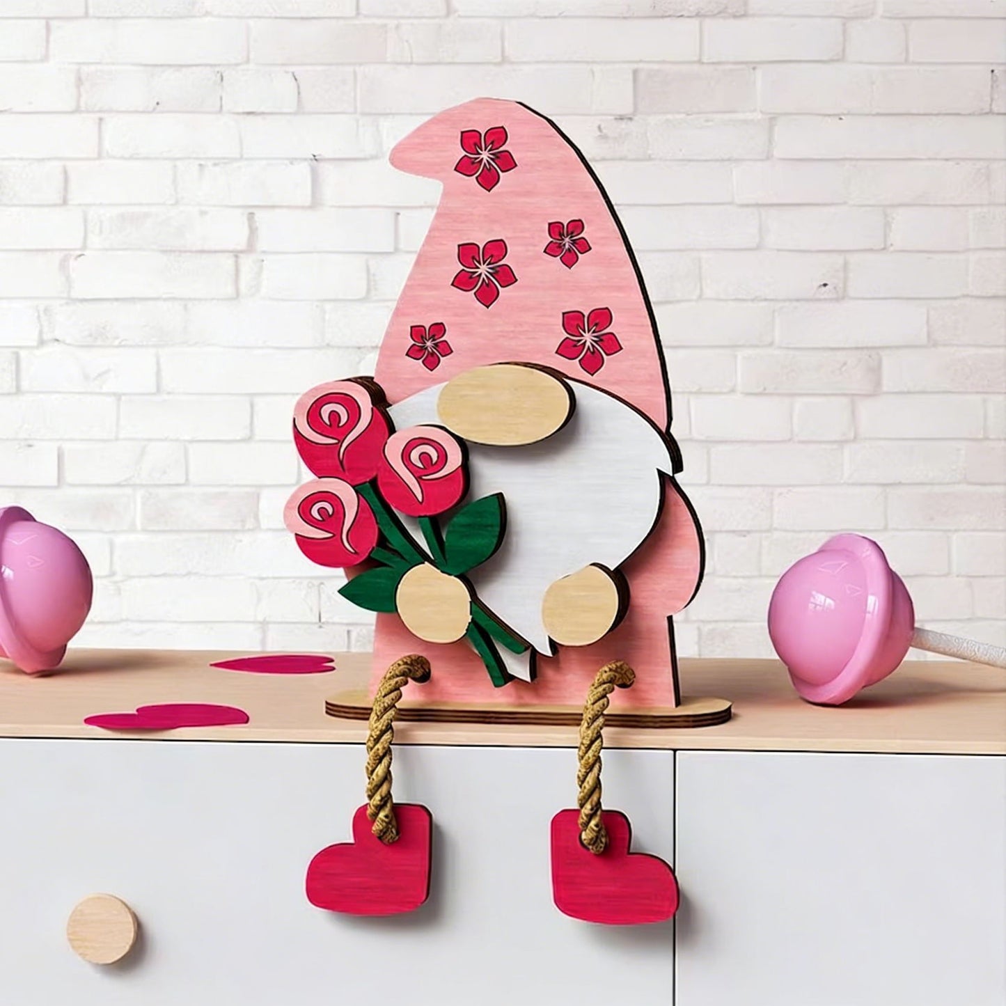 💖Valentine’s Day Wooden Gnome Decoration
