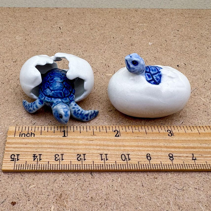 🐢 Newborn Journey: Handcrafted Ceramic Baby Sea Turtle Figurines