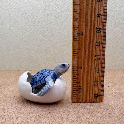 🐢 Newborn Journey: Handcrafted Ceramic Baby Sea Turtle Figurines
