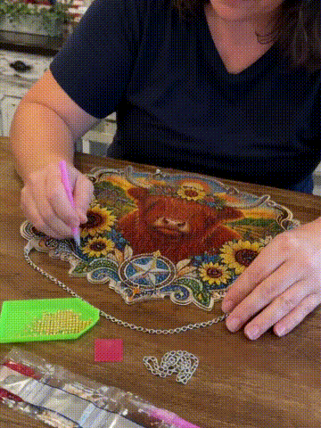 Highland Cow Diamond Art Hanging Ornament Kit
