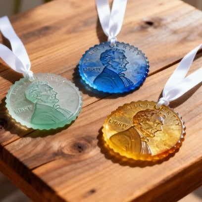 One-cent commemorative coin transparent sea glass pendant