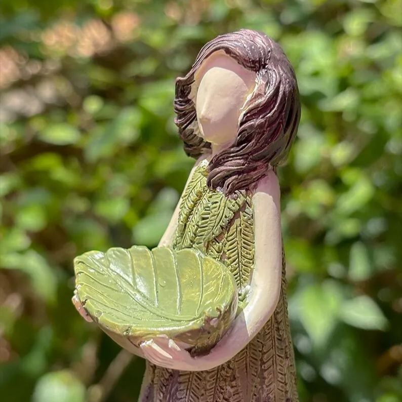 🌱😮Garden Girl Sculpture: Bee & Butterfly Water Feeder